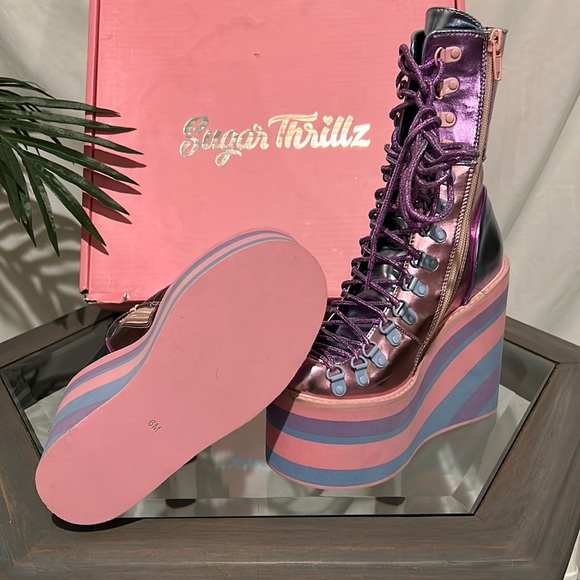 Sugar Thrillz Shoes - Very rare!!! Sugar Thrills brand new in box size 6 women’s.